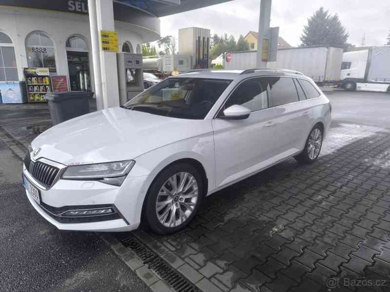 Škoda Superb 2021 147kw 4x4 L&K - foto 4