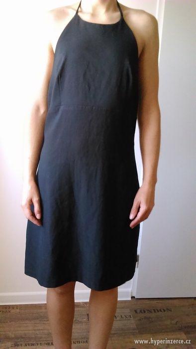 Černé šaty krátké - velikost 40 - foto 1