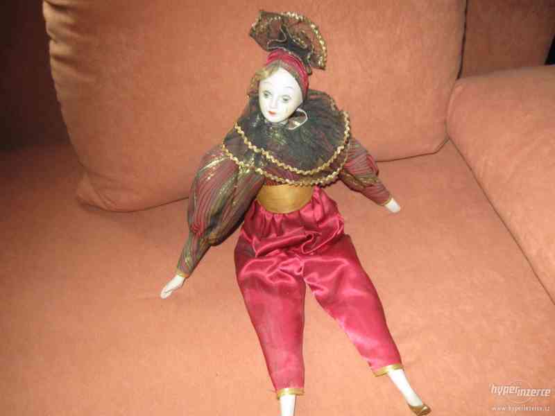 panenka s keramickou hlavou-dekorativní - foto 1