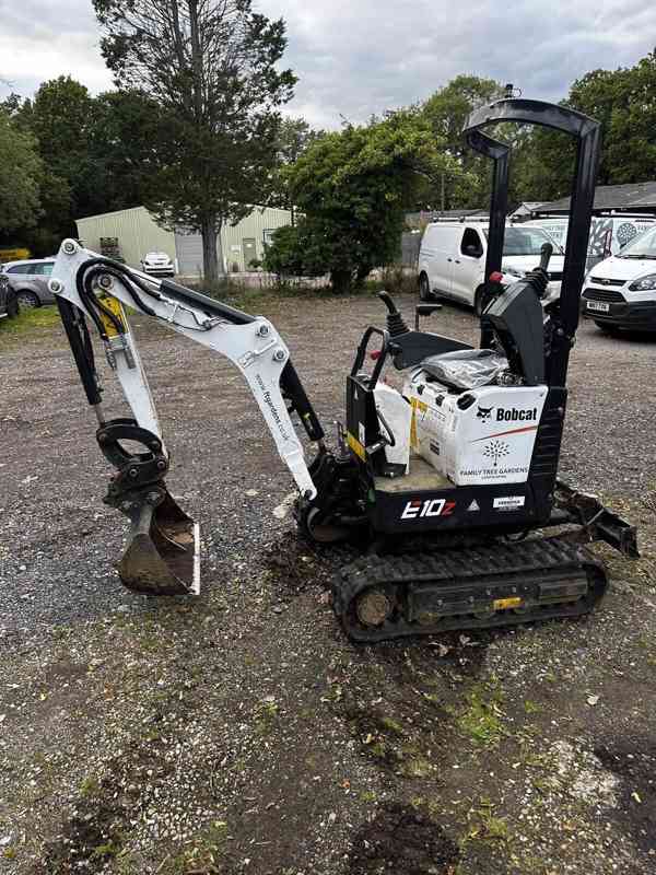 Producto del producto: Minibagr Bobcat E10Z ¡Silný a kompakt - foto 1