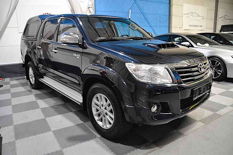 Toyota Hilux 4X4 3,0 D EXECUTIVE AUT. 126kw - foto 3