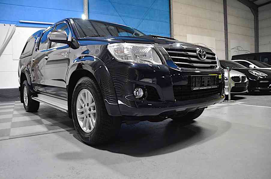 Toyota Hilux 4X4 3,0 D EXECUTIVE AUT. 126kw - foto 4