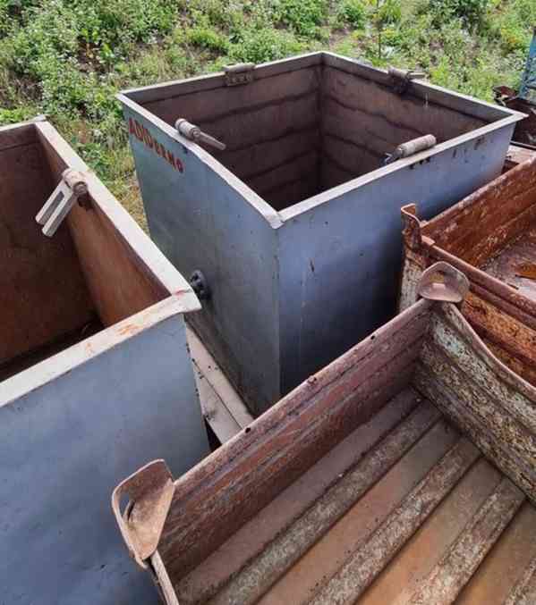 Sada 3 kusů beden na špony se závěsným vahadlem – kontejner  - foto 4