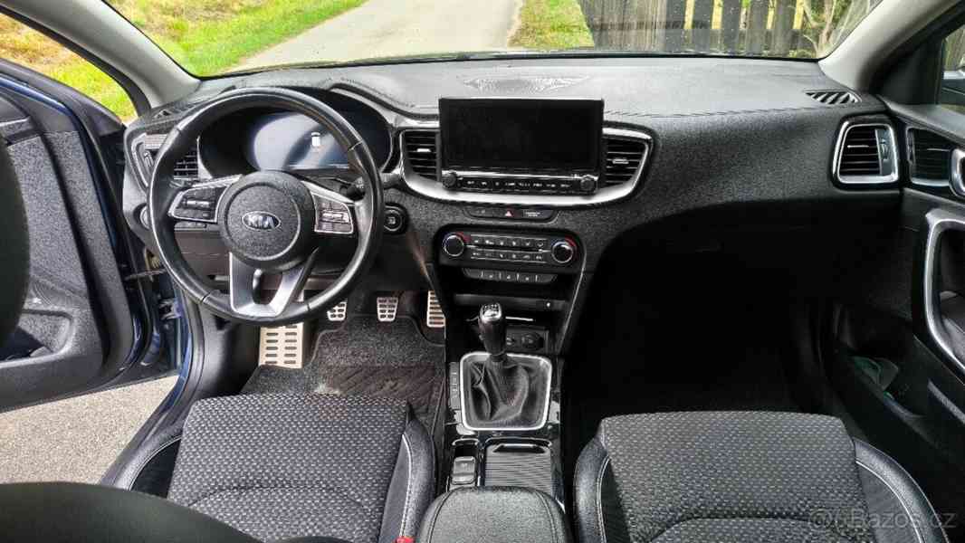 Kia XCeed 1,6   T-GDI Exclusive 2020 150kW - foto 14
