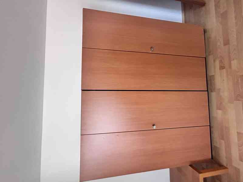 Kancelářské skříně 8ks - foto 3