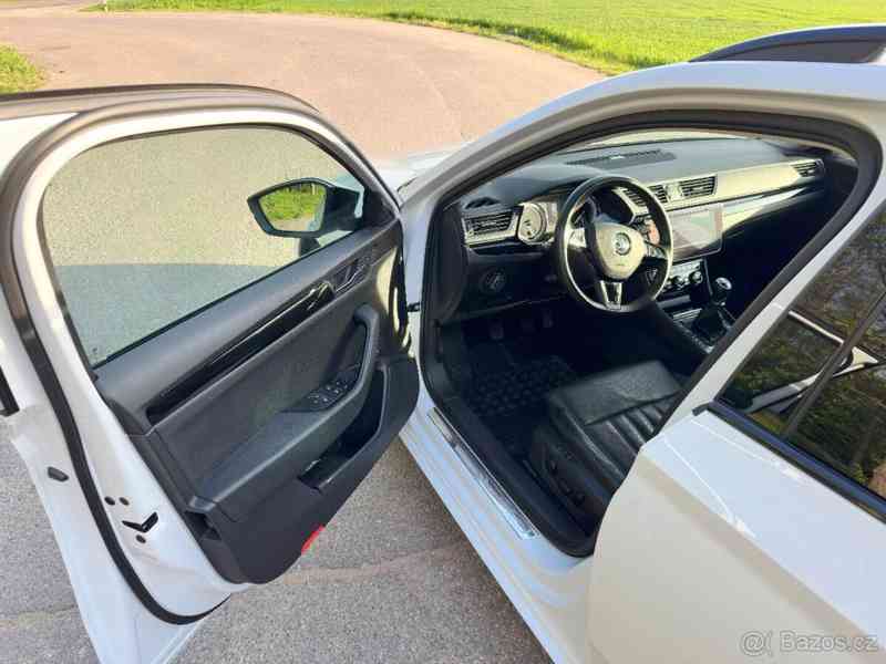 Škoda Superb 2,0   TDI 110kW Laurin & Klement - foto 5