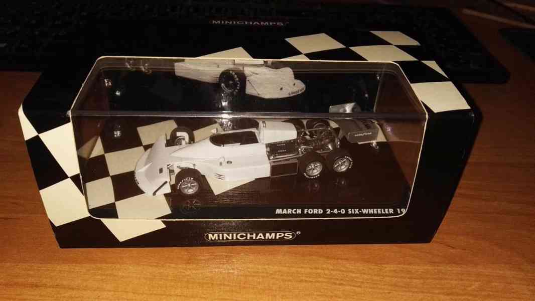 F1 March Ford 2-4-0 Six-wheeler 1976 MINICHAMPS 1:43 - foto 3
