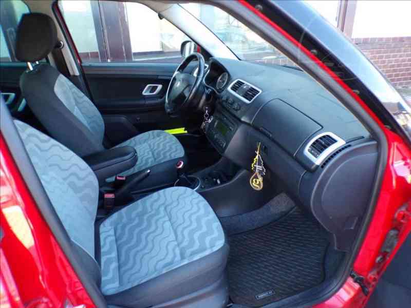 Škoda Fabia 1,2 HTP - foto 10