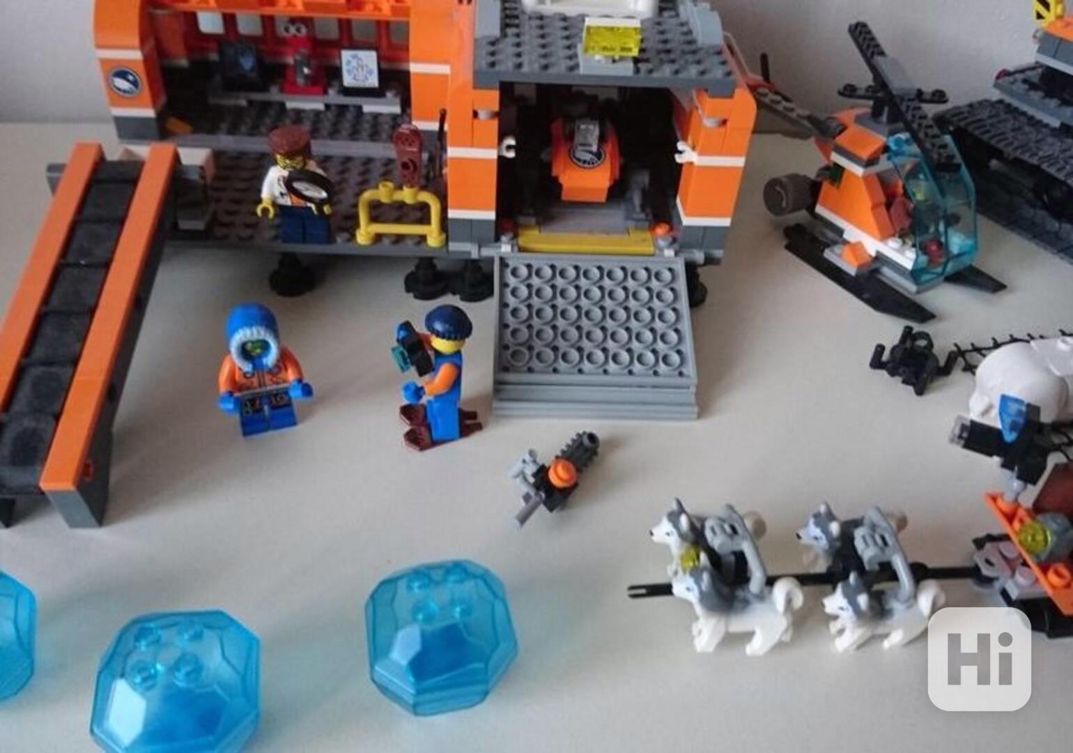 Prodám Lego Polární základní tábor a Polární helikoptéra - bazar ...