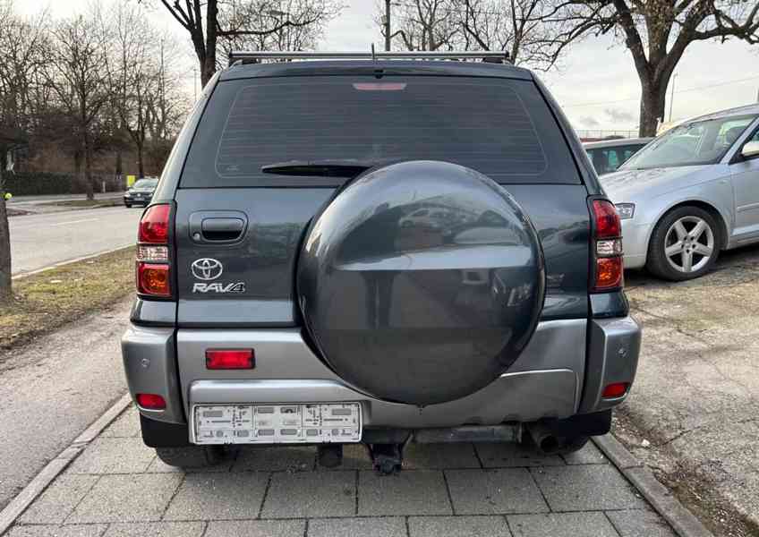 Toyota RAV4 2.0i Executive 4X4 benzín 110kw - foto 5