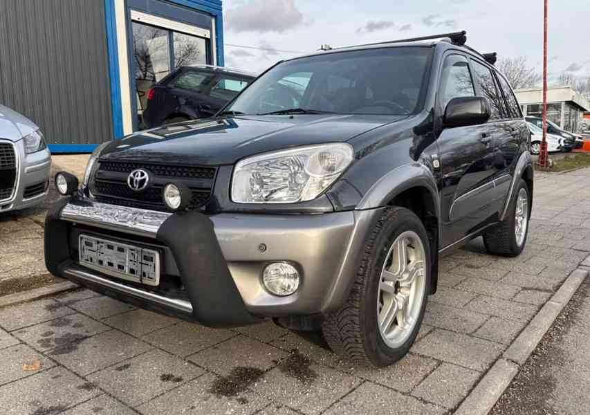 Toyota RAV4 2.0i Executive 4X4 benzín 110kw - foto 7