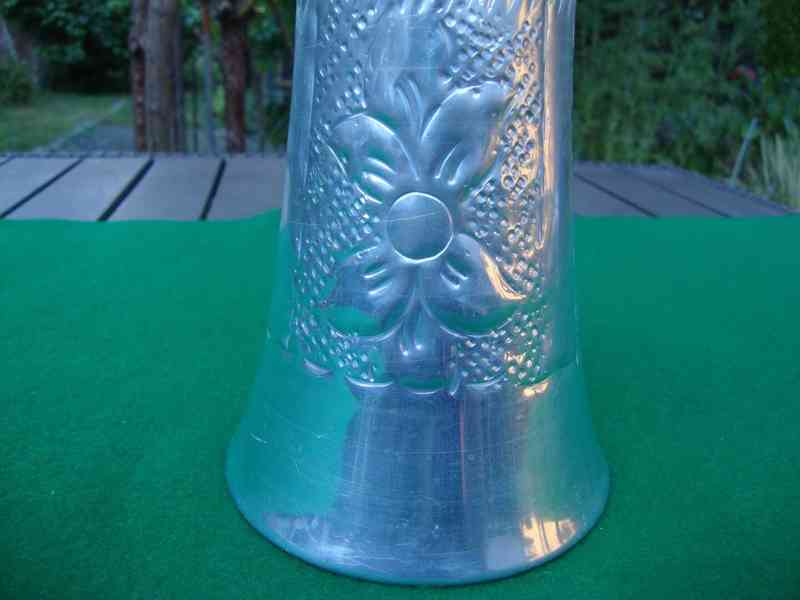 MEINL DARBUKA HE-110 hliník ručně tepaný pěkný stav - foto 4