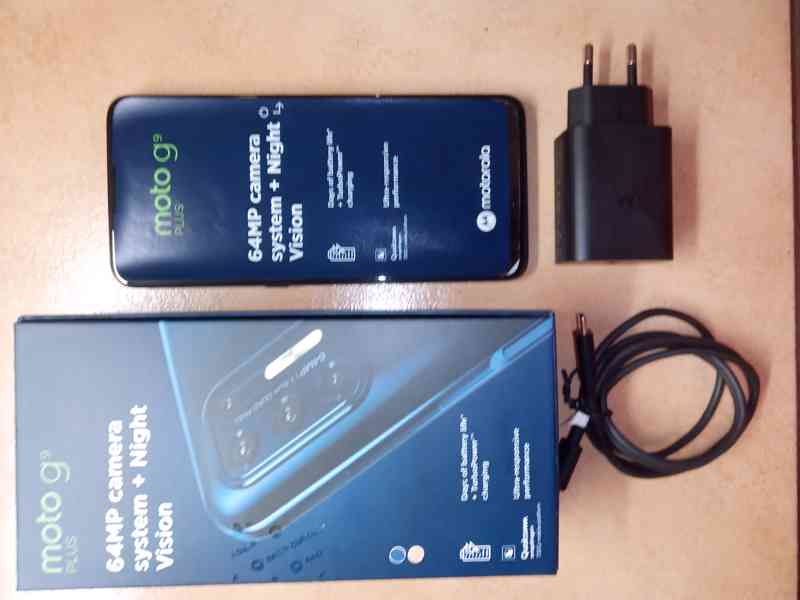 Prodàm mobil.telefon Motorola Moto G9+ za 2400 Kč - foto 4
