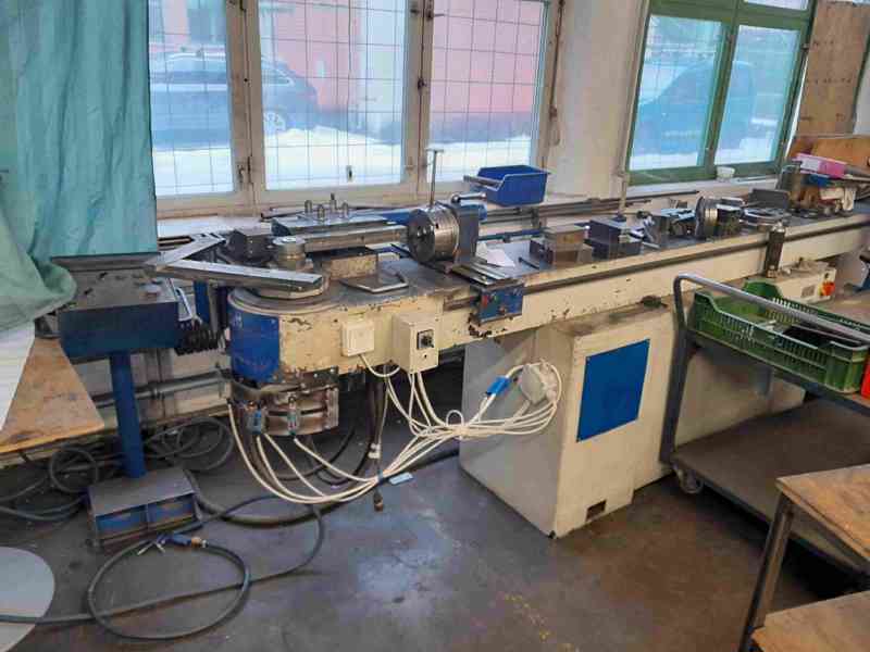 Použitá ohýbačka trubek XOTH 40T, r. v. 1998