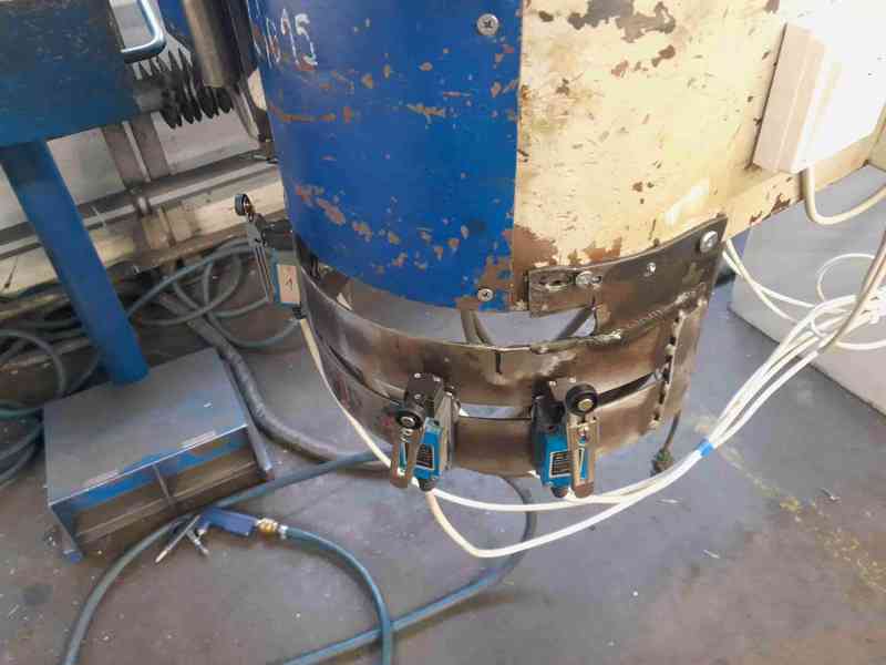 Použitá ohýbačka trubek XOTH 40T, r. v. 1998 - foto 2