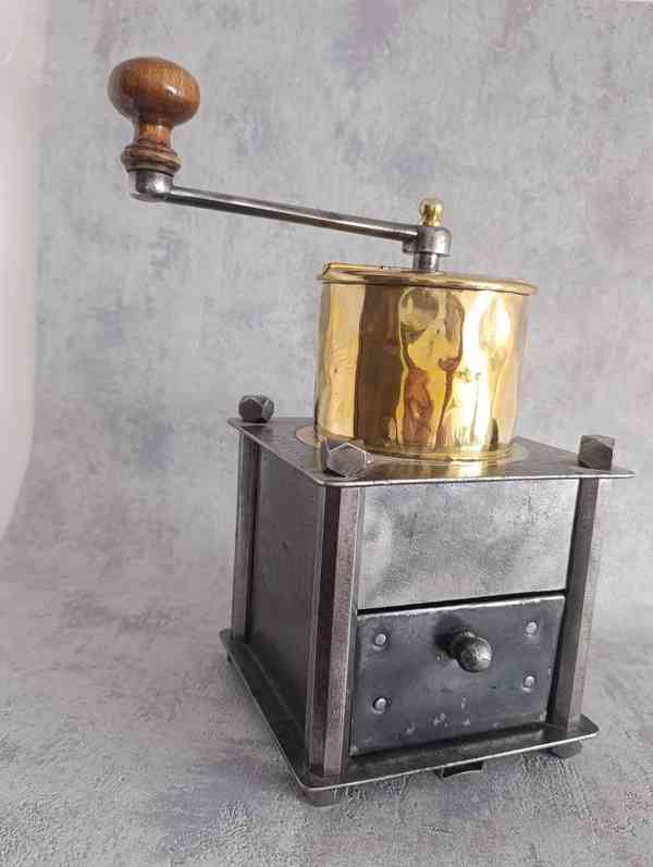 Velký hostinský mlýnek na kávu z 19. století. DOPRAVA ZDARMA - foto 4