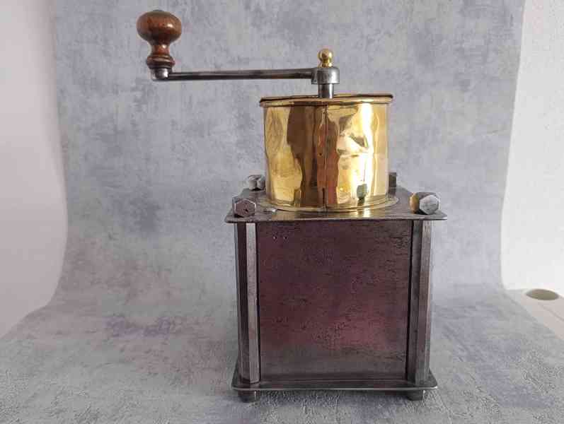 Velký hostinský mlýnek na kávu z 19. století. DOPRAVA ZDARMA - foto 12