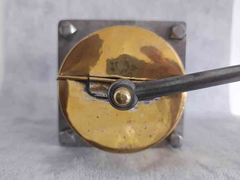 Velký hostinský mlýnek na kávu z 19. století. DOPRAVA ZDARMA - foto 19