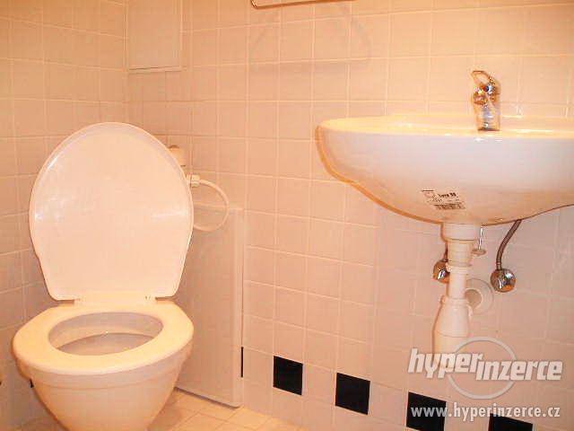 Pěkný byt 2+kk, OV, 40 m2, Praha 2, ul. Na Královce - foto 5