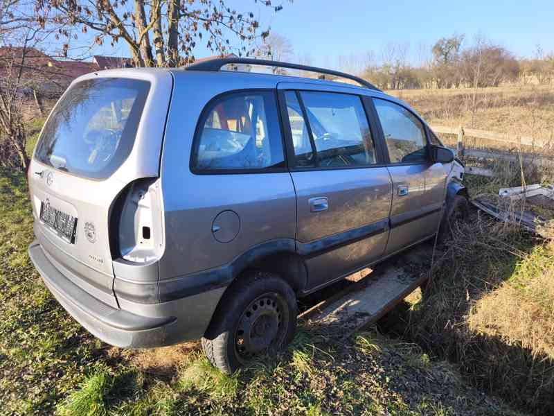 Opel Zafira 2.0 DTI komplet na díly. Rok. výr. 2002. - foto 4