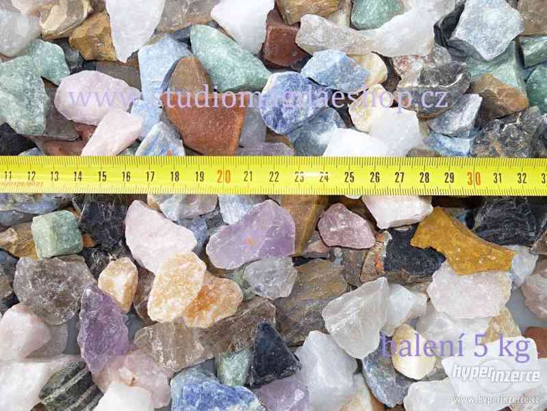 Mix 5 kg polodrahokamů surových kamenů - foto 2