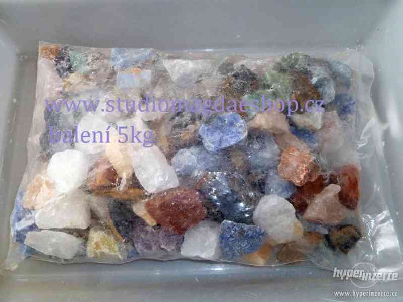 Mix 5 kg polodrahokamů surových kamenů - foto 3