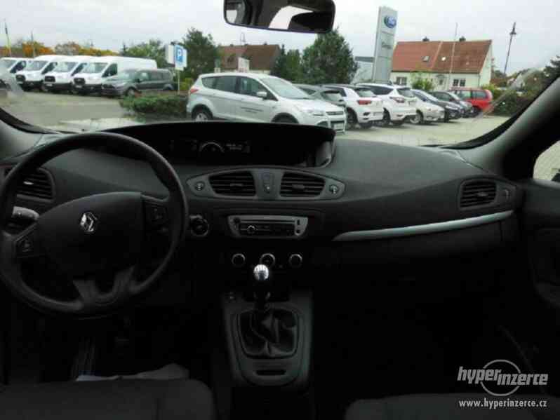 Renault Grand Scenic III TomTom Edition 1,6 benzín 81kw - foto 8