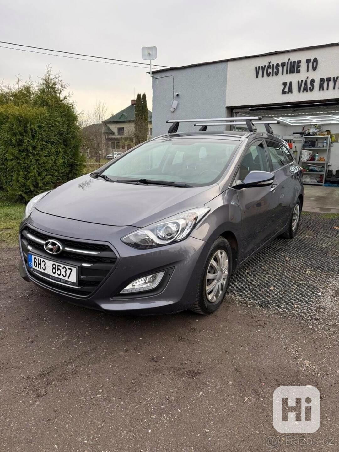 Hyundai i30 1,6   MPi 88 kW 2016 druhý majitel - foto 1