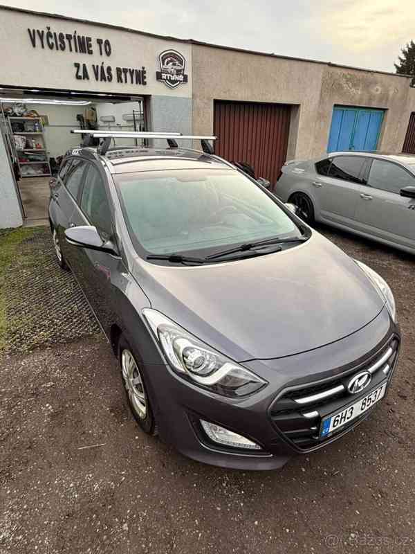 Hyundai i30 1,6   MPi 88 kW 2016 druhý majitel - foto 5