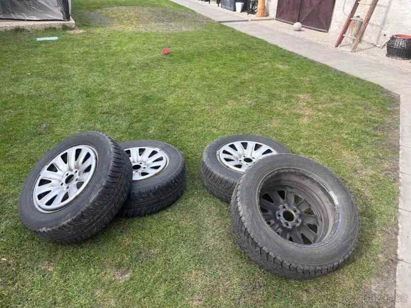 Hyundai Tucson 1,6   T-GDI 132 kW - foto 10