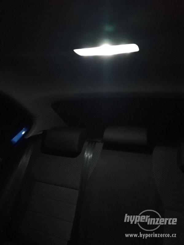 Škoda OCTAVIA III - sada LED/halogen osvětlení - foto 16