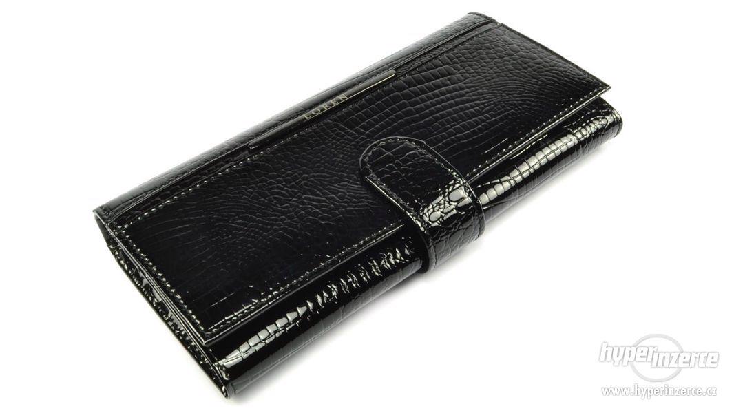 Velká dámská kožená peněženka s krabičkou - foto 1