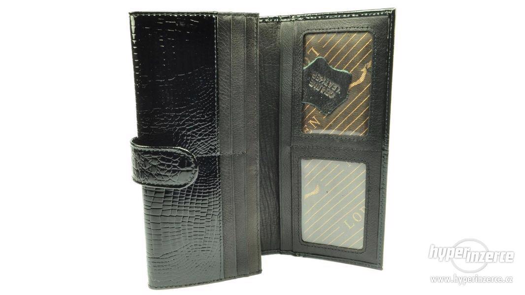 Velká dámská kožená peněženka s krabičkou - foto 4