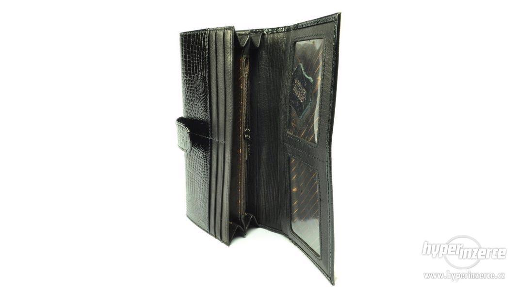 Velká dámská kožená peněženka s krabičkou - foto 5