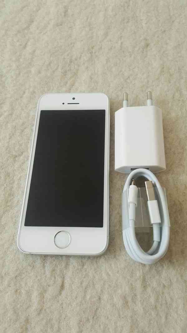 Apple iPhone 5s 16GB bílý - foto 2