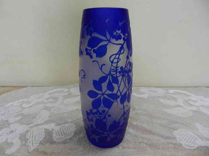 Luxusní přejímaná modrá Váza leptané sklo Harrachov - foto 2