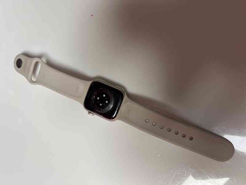 Chytré hodinky Apple Watch Series 7 GPS + Cellular - foto 4