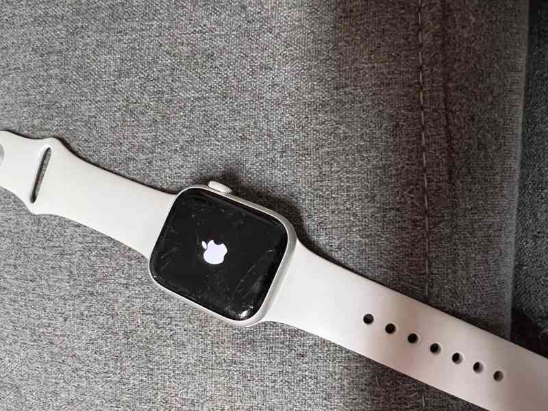 Chytré hodinky Apple Watch Series 7 GPS + Cellular - foto 6