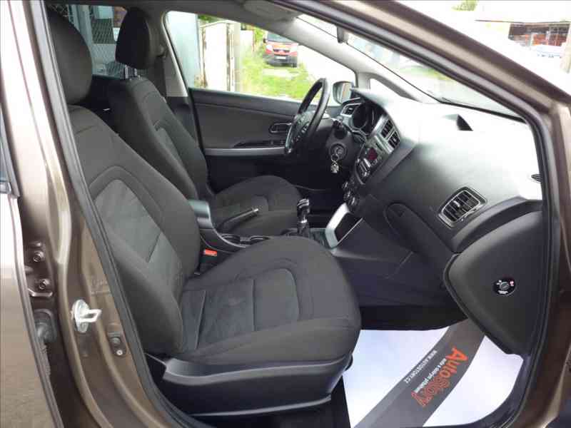 Kia Ceed 1,4 i 73KW, AC, KOUPENO V CZ - foto 10