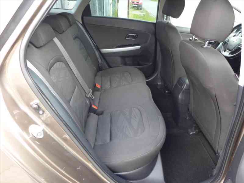 Kia Ceed 1,4 i 73KW, AC, KOUPENO V CZ - foto 9