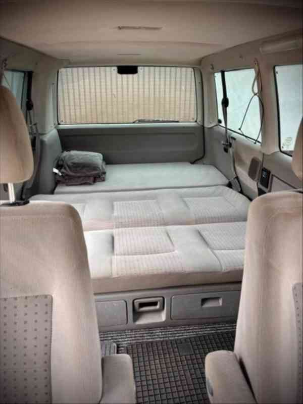 Volkswagen Transporter 2,5   TDI Syncro 4x4 75 kW - foto 8