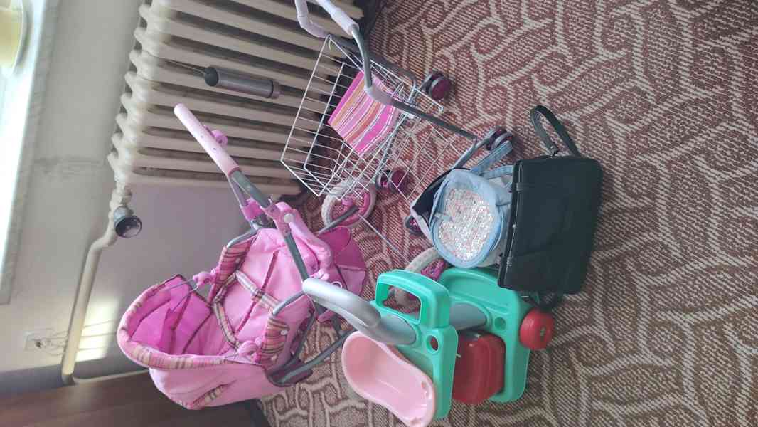 Dětský kočárek 1ks + 2 x nákupní vozík - foto 5