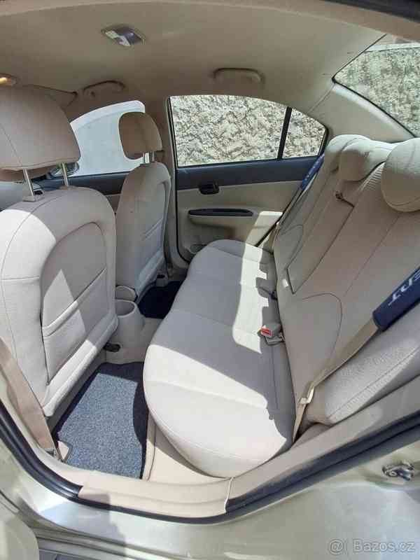 Hyundai Accent 1,4 PRODEJ - foto 14
