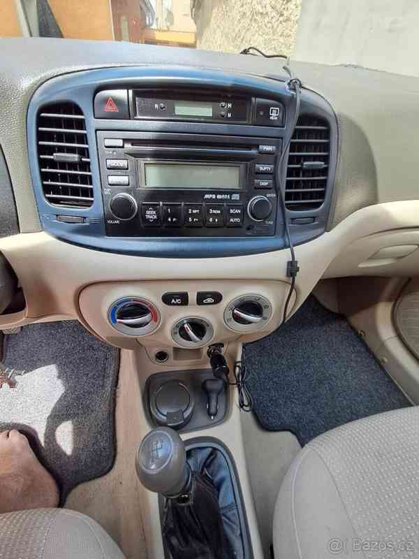 Hyundai Accent 1,4 PRODEJ - foto 11