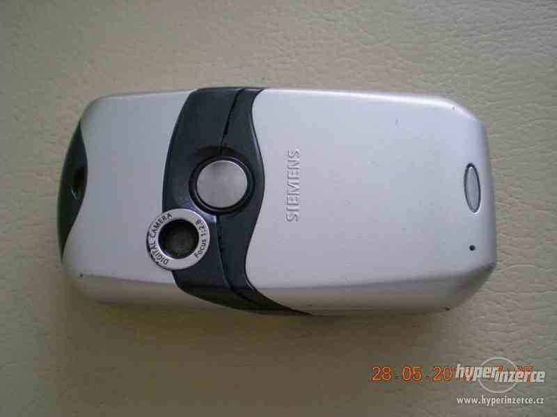 Siemens SL65 z r.2004 - historické kolibří mobilní telefon - foto 10