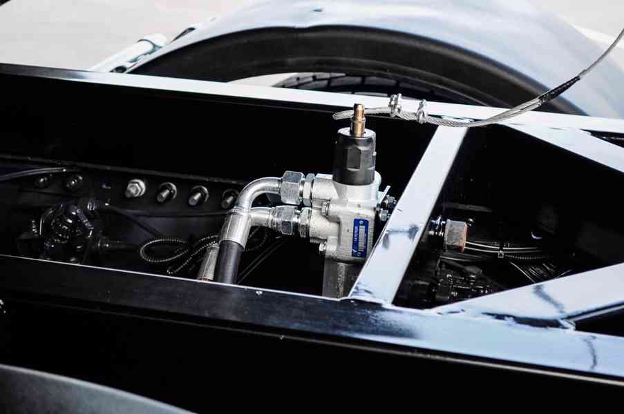 MERCEDES AXOR 1833 TŘÍSTRANNÝ SKLÁPĚČ HYDRAULICKÁ RUKA EURO5 - foto 96