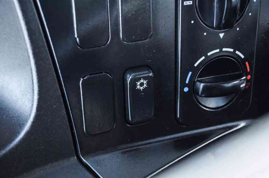 MERCEDES AXOR 1833 TŘÍSTRANNÝ SKLÁPĚČ HYDRAULICKÁ RUKA EURO5 - foto 62