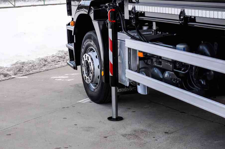 MERCEDES AXOR 1833 TŘÍSTRANNÝ SKLÁPĚČ HYDRAULICKÁ RUKA EURO5 - foto 107