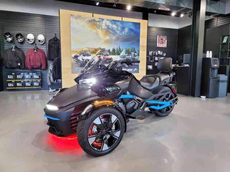 2023 Can-Am Spyder F3-S SPECIAL EDITION - foto 2