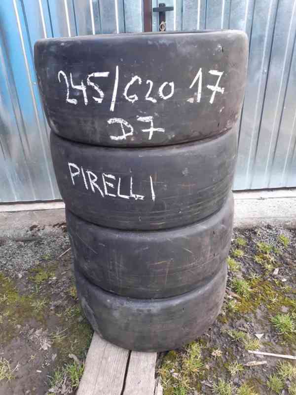 Závodní pneu ,Pirreli ,  - foto 2